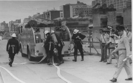 2GIFIRE1970_S