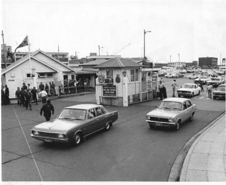 DOCKGATES1979